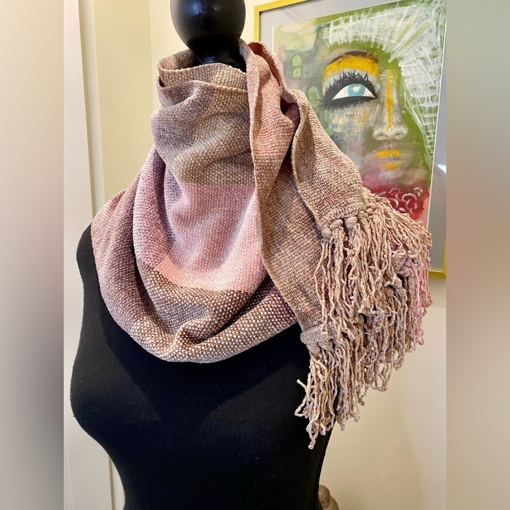 🆕 NWOT / Marcia Hammond handwoven velvety  chenille pastels scarf 🧣 - Picture 10 of 10